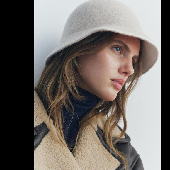 hat - Picture 5 of 7